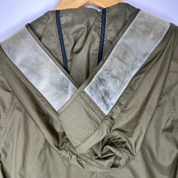 Victorinox Army Green Long High Low Mesh Lightweight Jacket Small - Picture 7 of 7